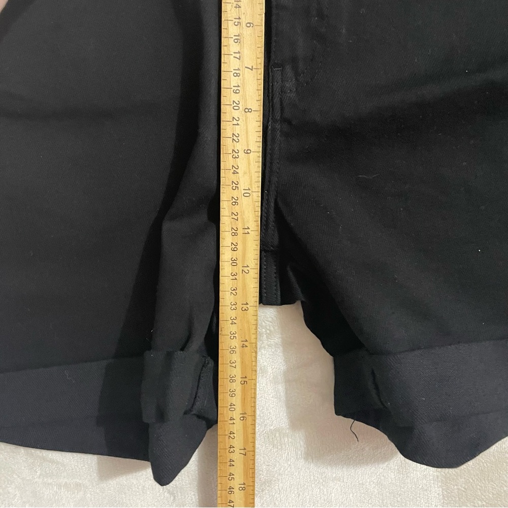 LulaRoe Boyfriend Shorts Womens Size 34 Black Denim Cuffed Stretch NWT - Picture 5 of 7